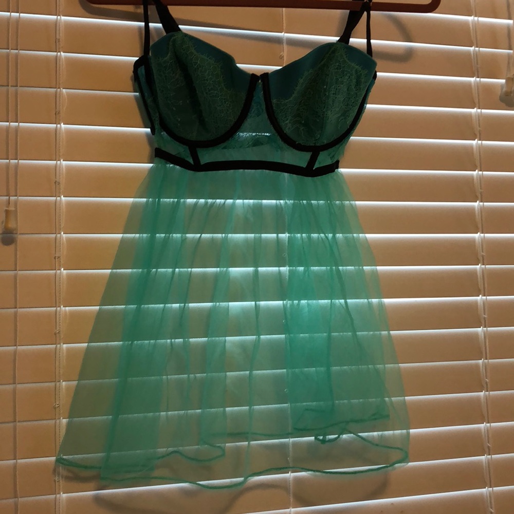 Sea foam green lingerie top. Lace and tule. NBW